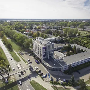 Novotel Airport Hotel